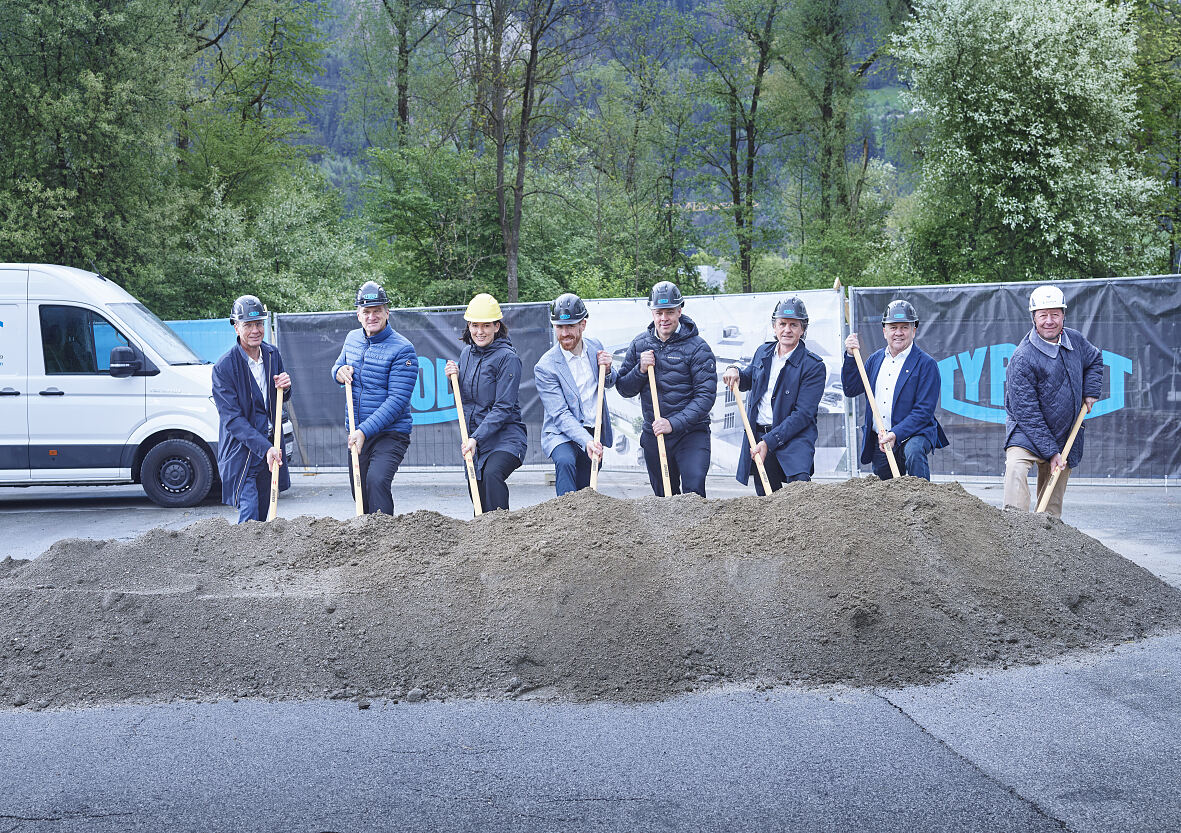 Ground-breaking ceremony for the expansion of Plant 5