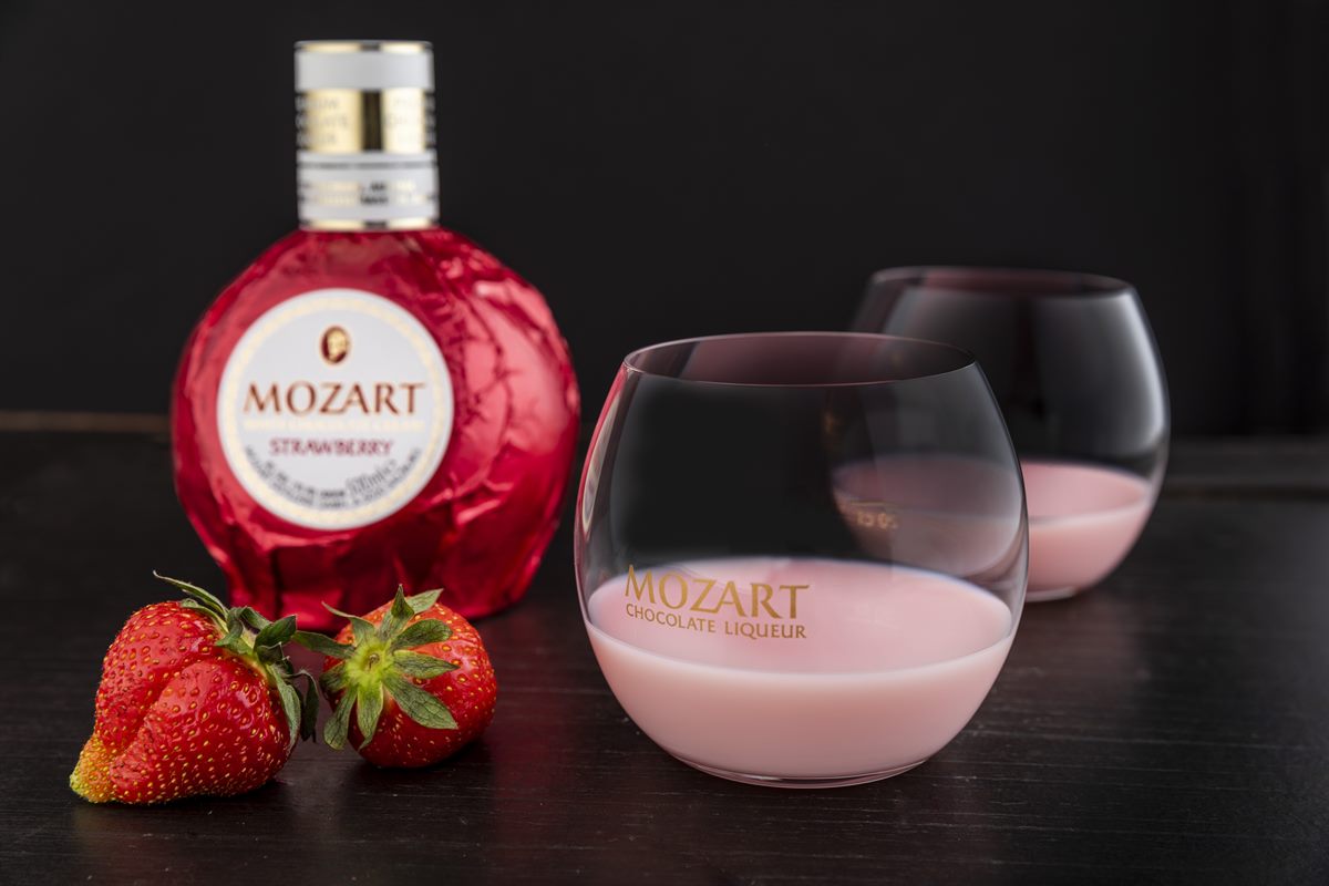 Mozart Chocolate Cream Strawberry