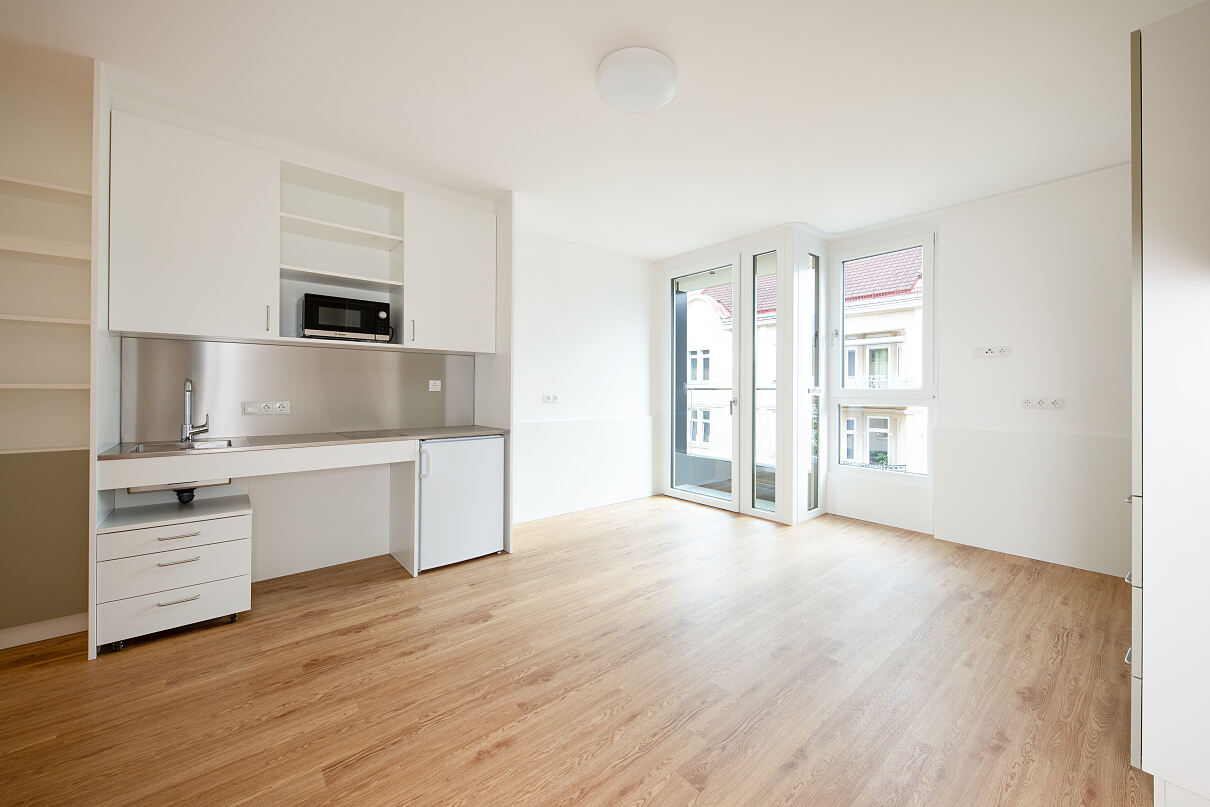 Teilmöbiliertes Apartment